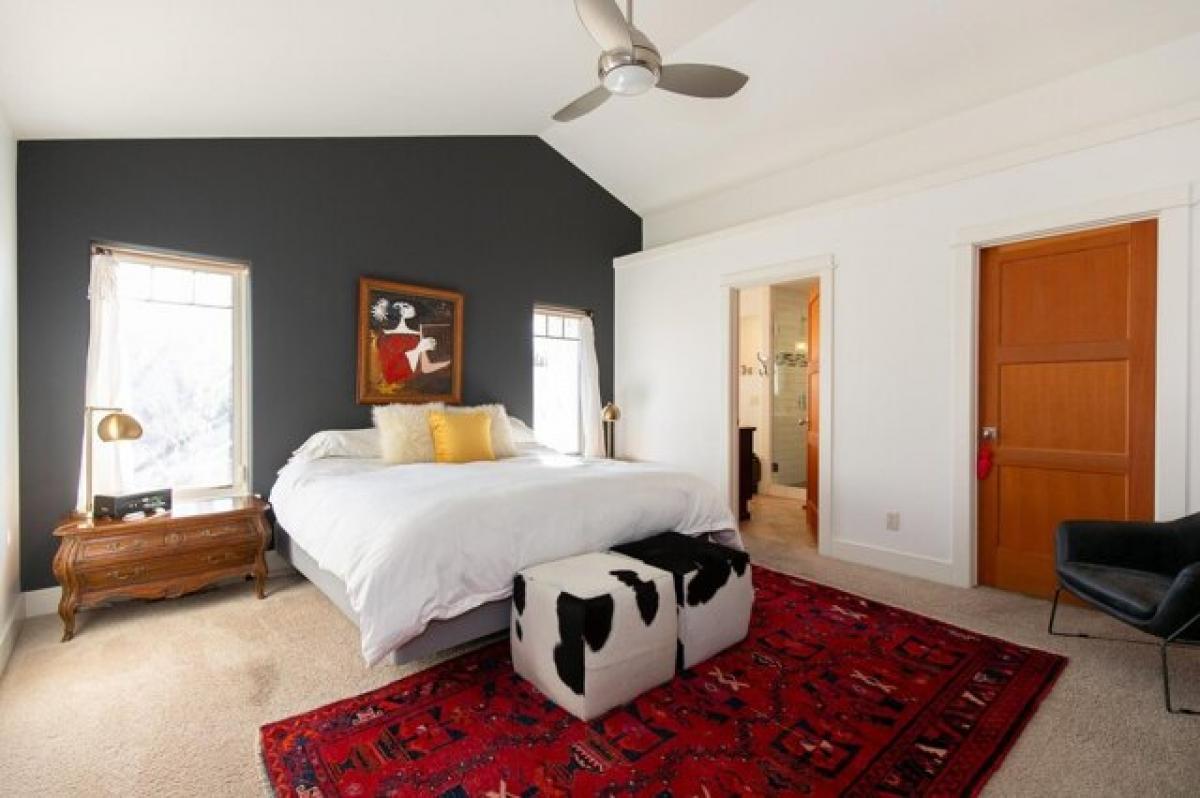 Picture of Home For Sale in Bozeman, Montana, United States