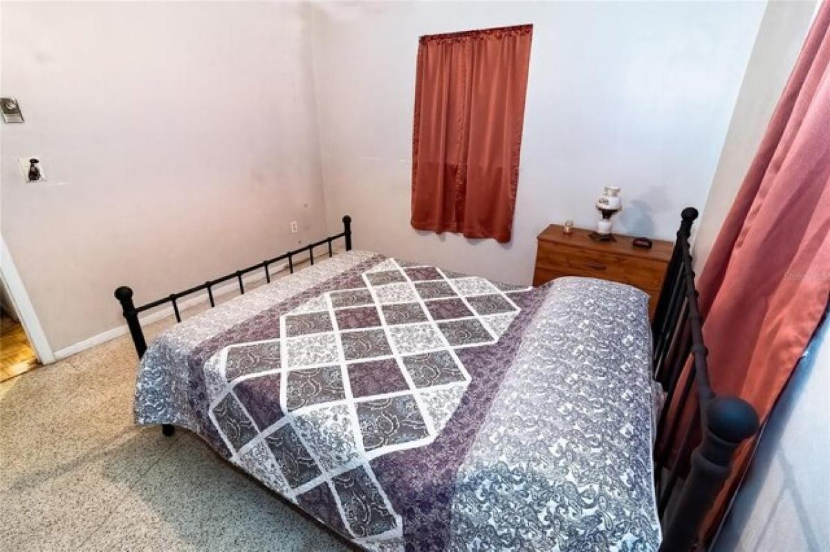 Picture of Home For Sale in Holiday, Florida, United States