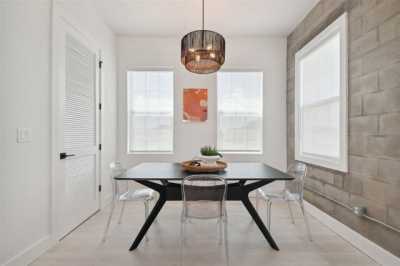 Home For Rent in Saint Petersburg, Florida