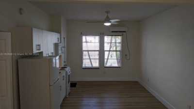 Apartment For Rent in Hollywood, Florida