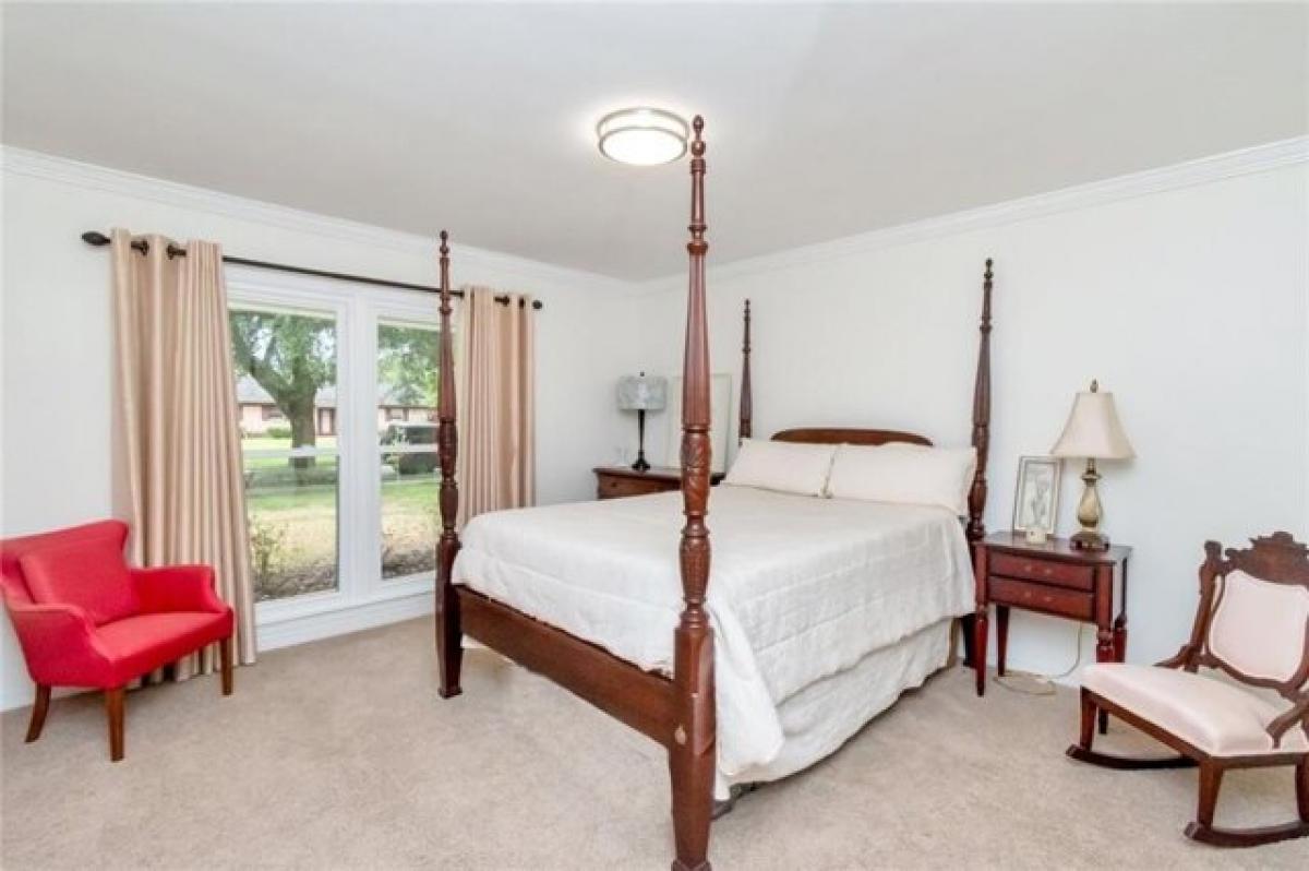 Picture of Home For Sale in Mobile, Alabama, United States