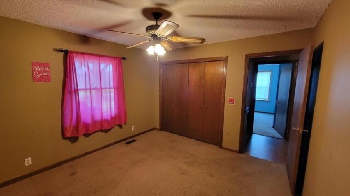 Picture of Home For Sale in Waycross, Georgia, United States