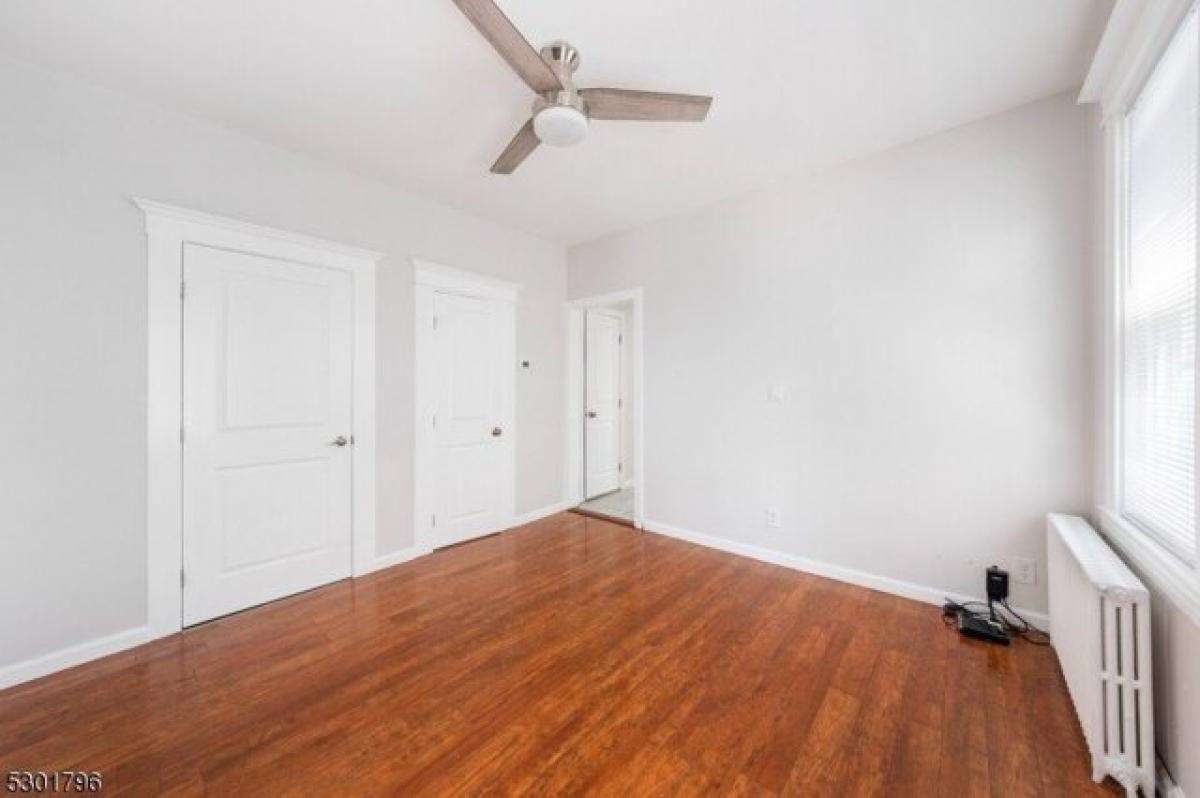 Picture of Home For Rent in Bayonne, New Jersey, United States
