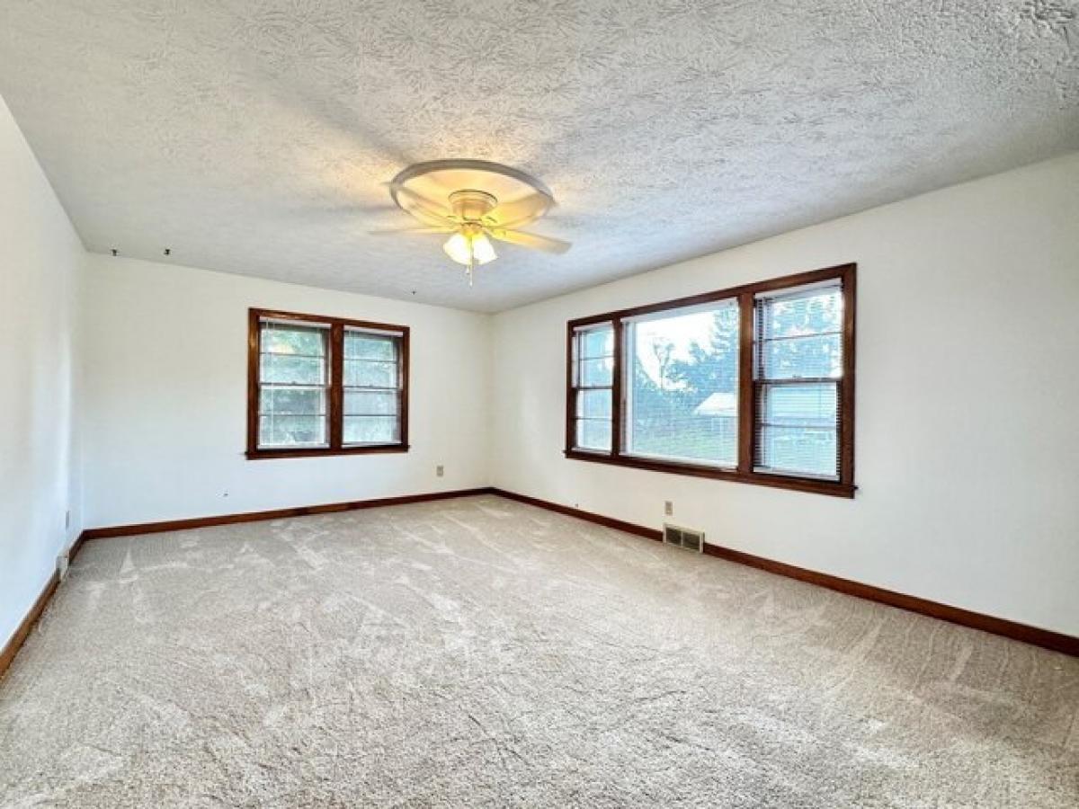 Picture of Home For Sale in Princeton, West Virginia, United States