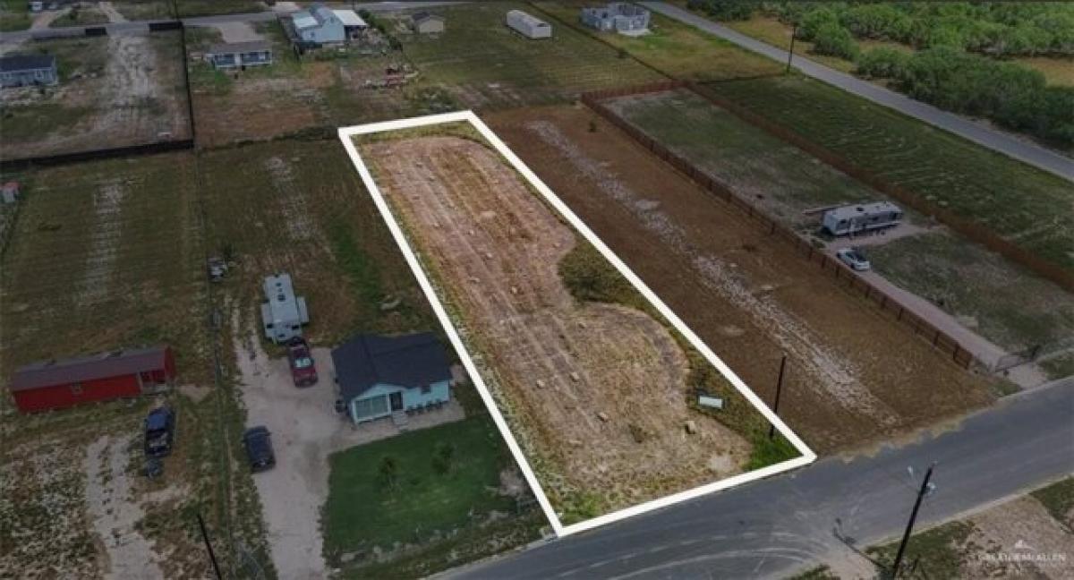 Picture of Residential Land For Sale in Penitas, Texas, United States