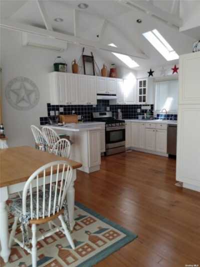 Home For Sale in Southampton, New York