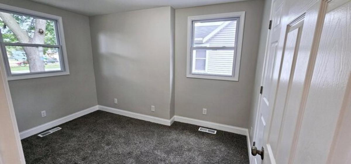 Picture of Home For Sale in Hammond, Indiana, United States