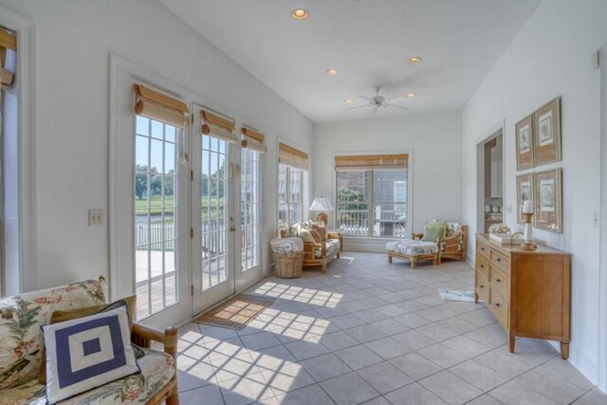 Picture of Home For Sale in Rehoboth Beach, Delaware, United States