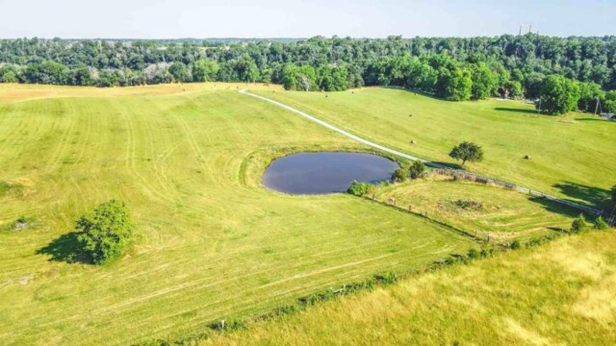 Picture of Residential Land For Sale in Lancaster, Kentucky, United States