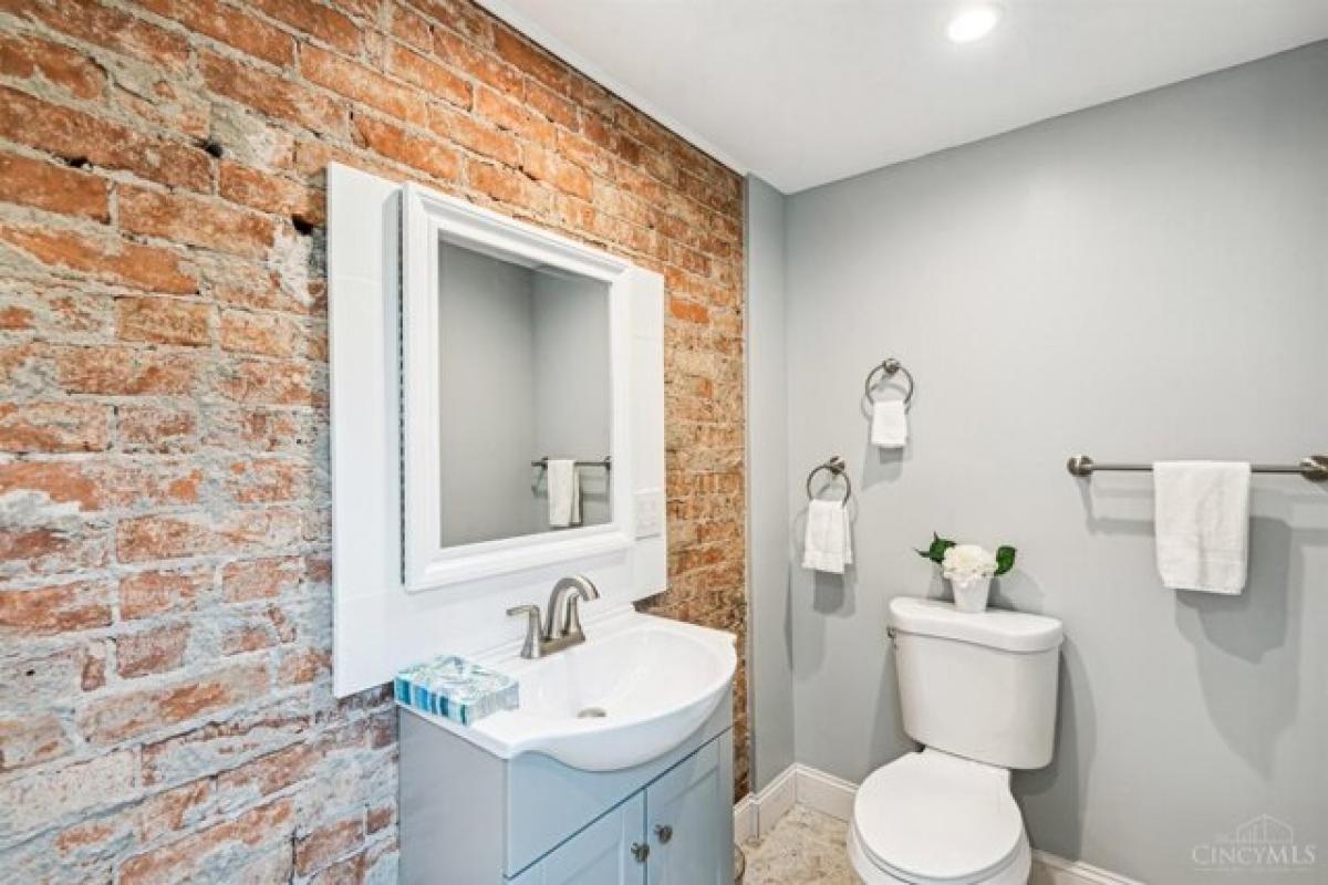 Picture of Home For Sale in Cincinnati, Ohio, United States