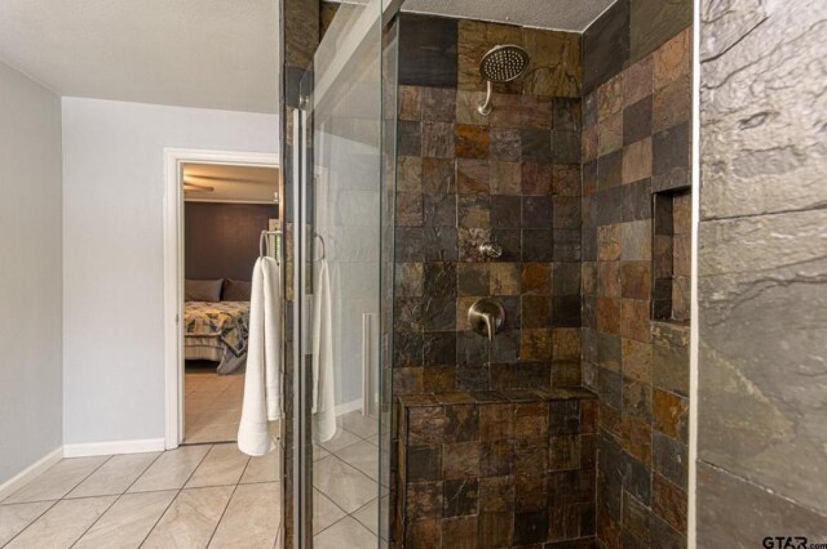 Picture of Home For Sale in Tyler, Texas, United States