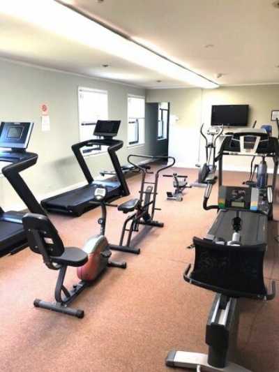 Home For Sale in Des Plaines, Illinois