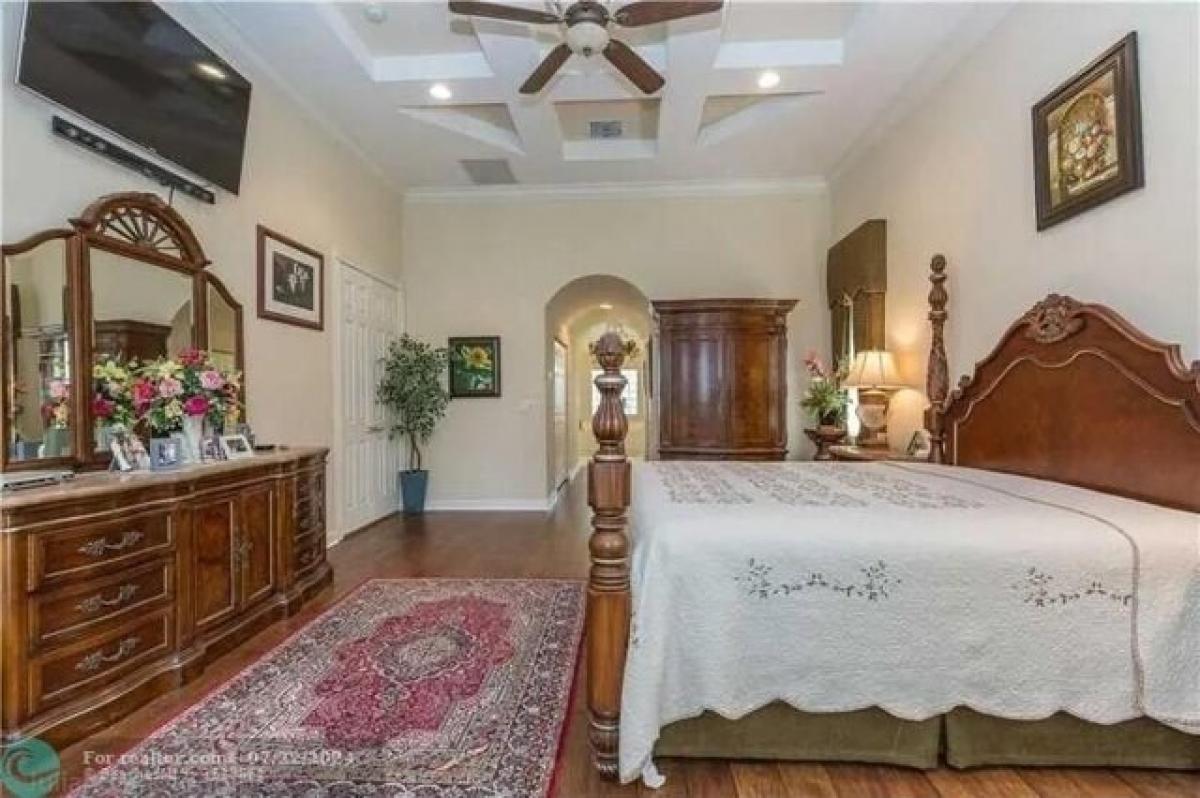 Picture of Home For Sale in Davie, Florida, United States