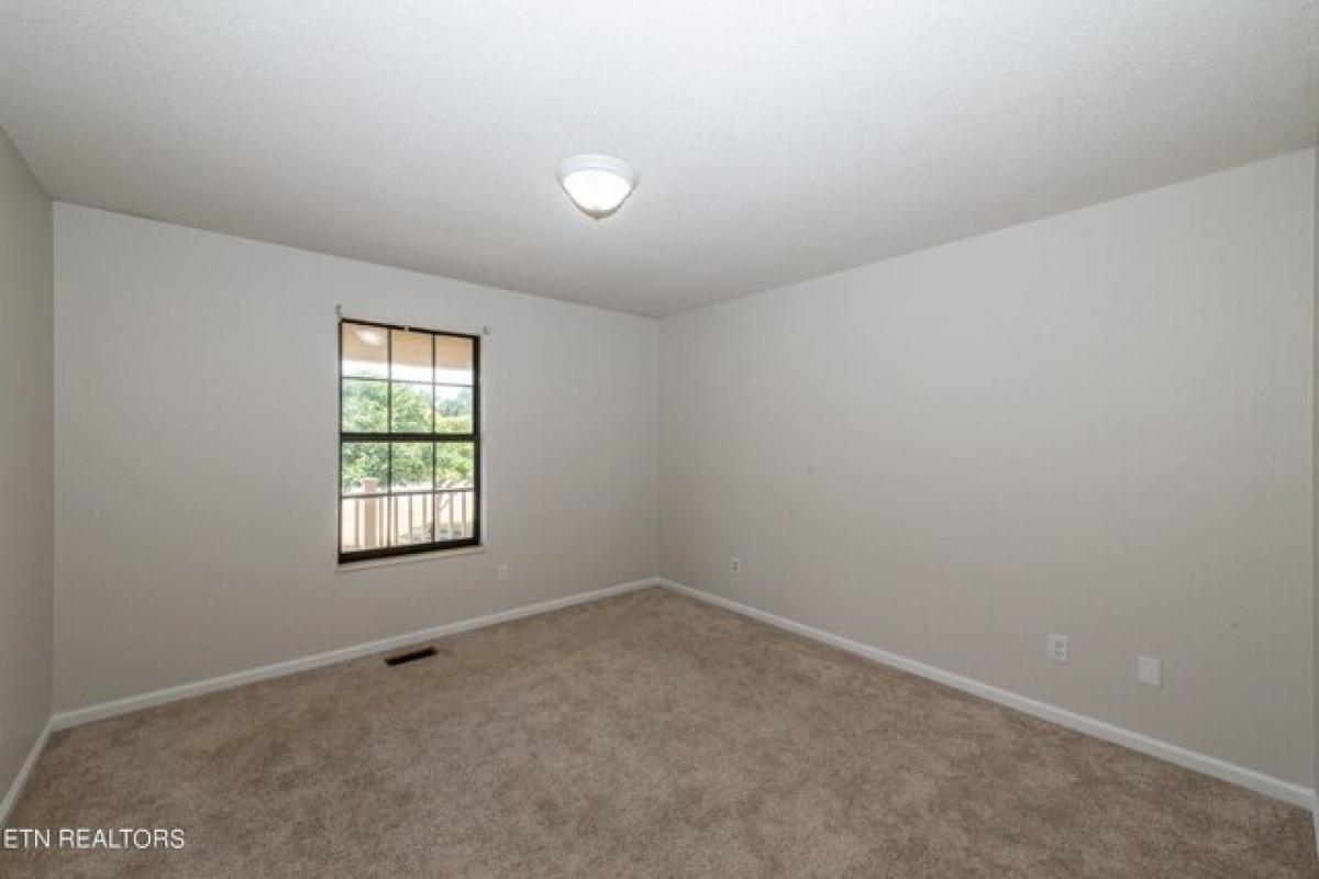 Picture of Home For Sale in Maryville, Tennessee, United States