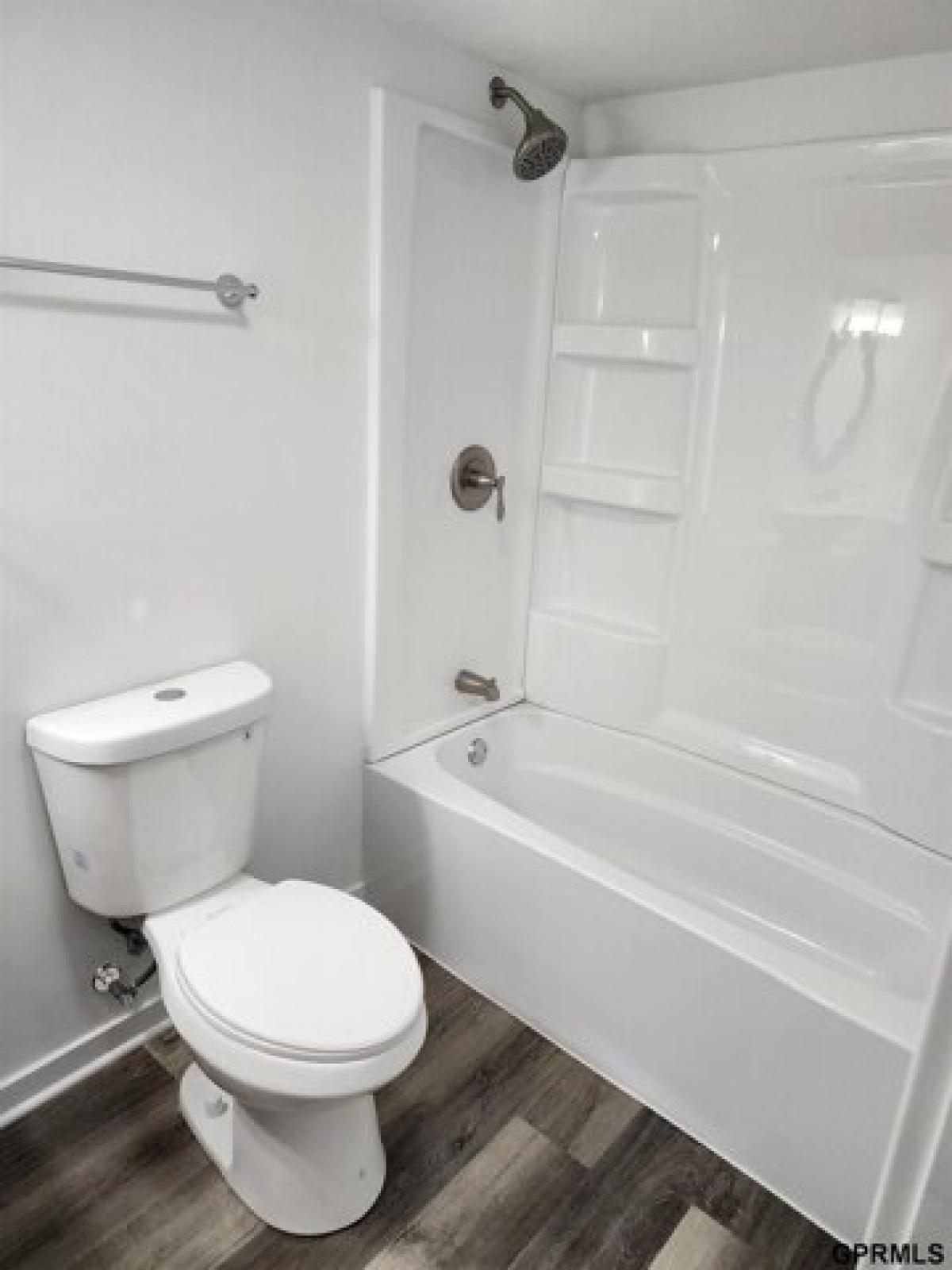 Picture of Home For Sale in Omaha, Nebraska, United States