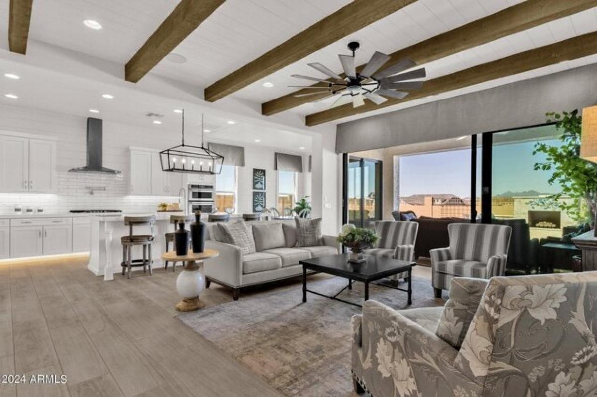 Picture of Home For Sale in Chandler, Arizona, United States