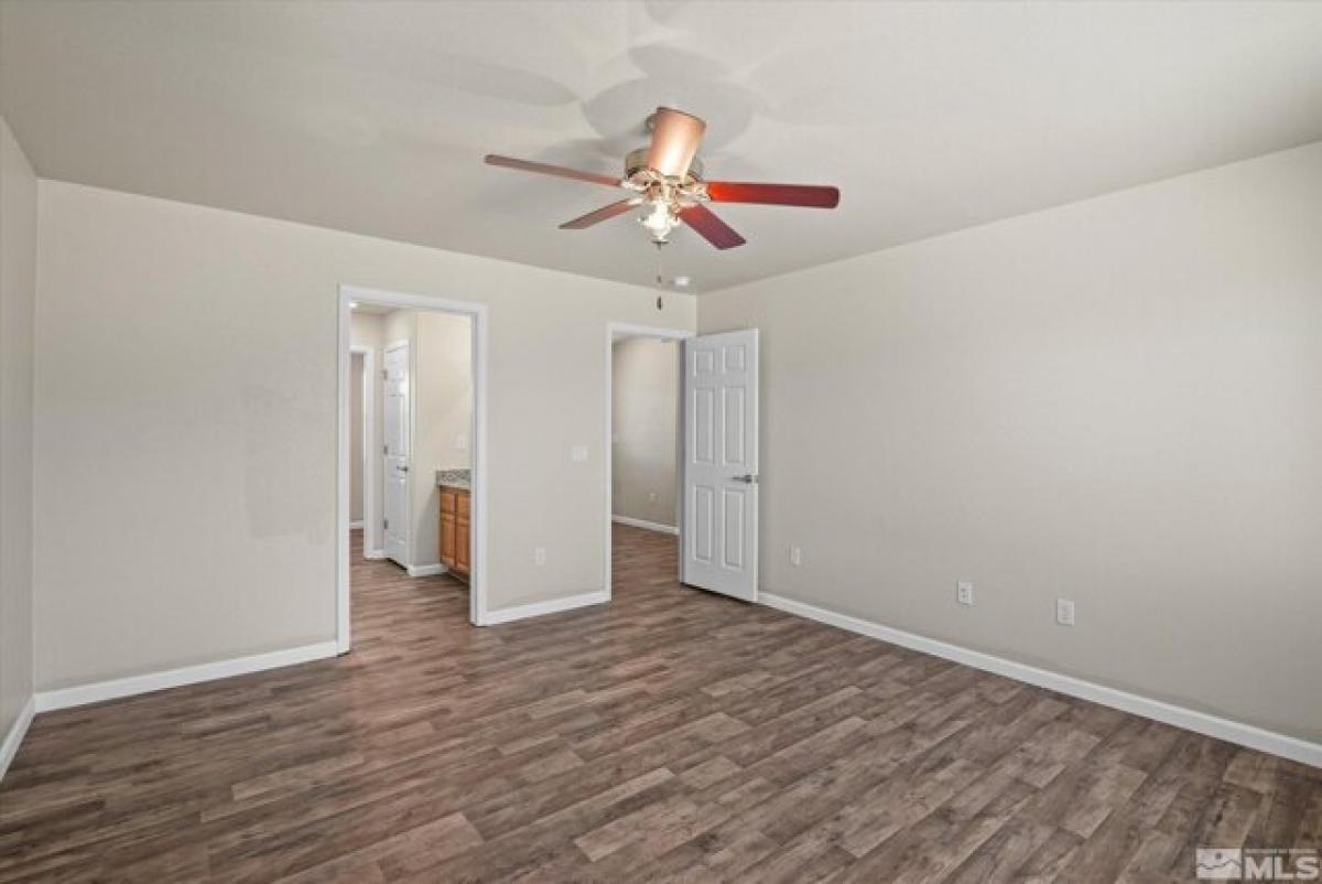 Picture of Home For Sale in Fernley, Nevada, United States