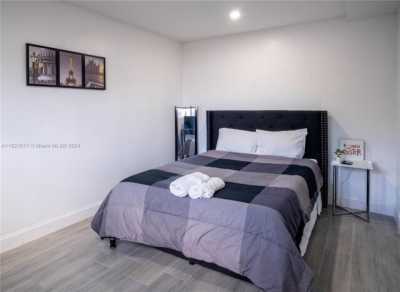 Home For Sale in Sunrise, Florida