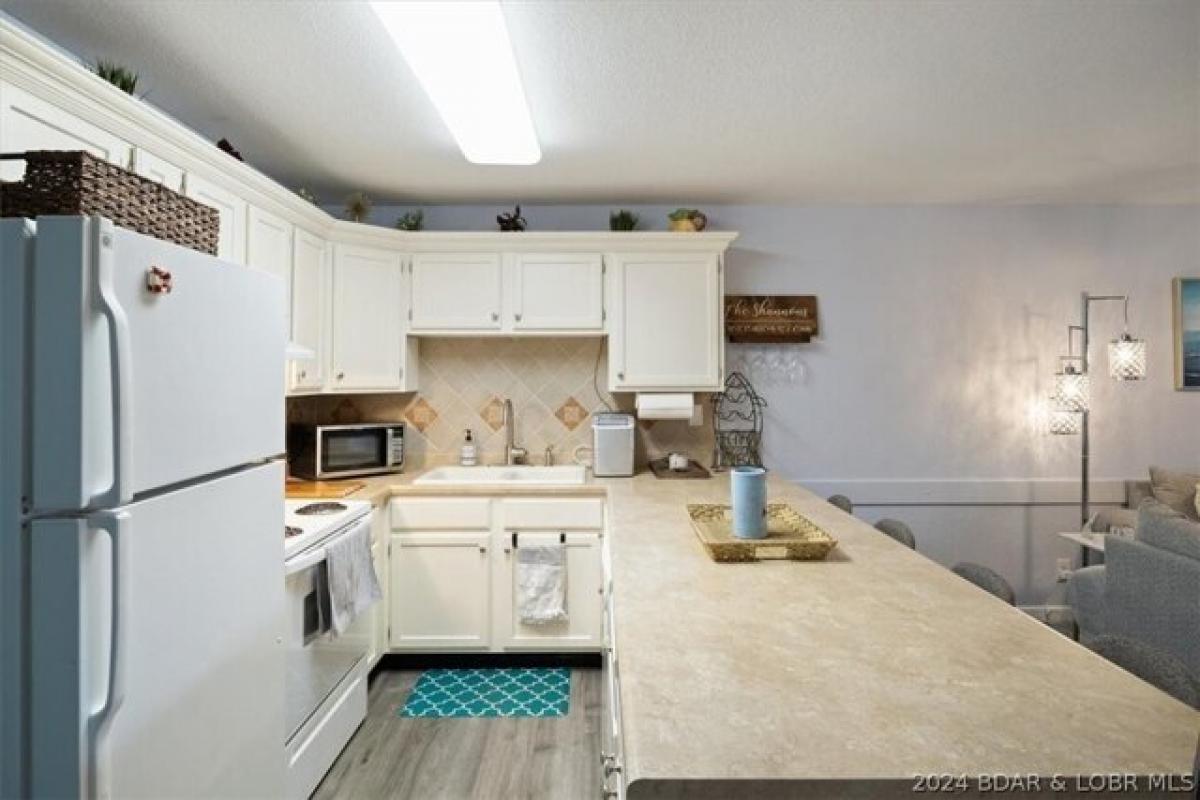 Picture of Home For Sale in Lake Ozark, Missouri, United States