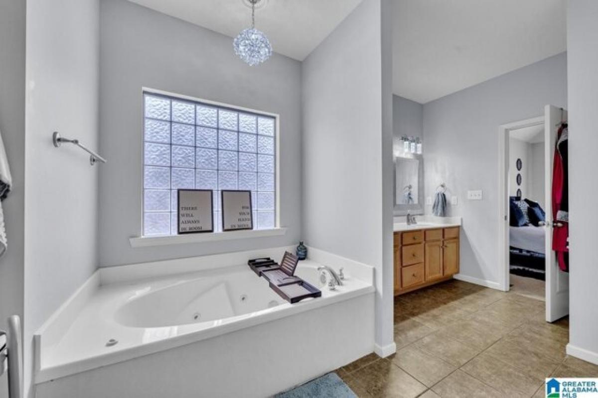 Picture of Home For Sale in Alabaster, Alabama, United States