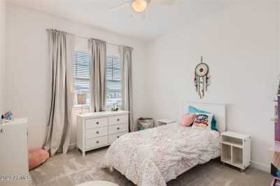 Home For Sale in Surprise, Arizona