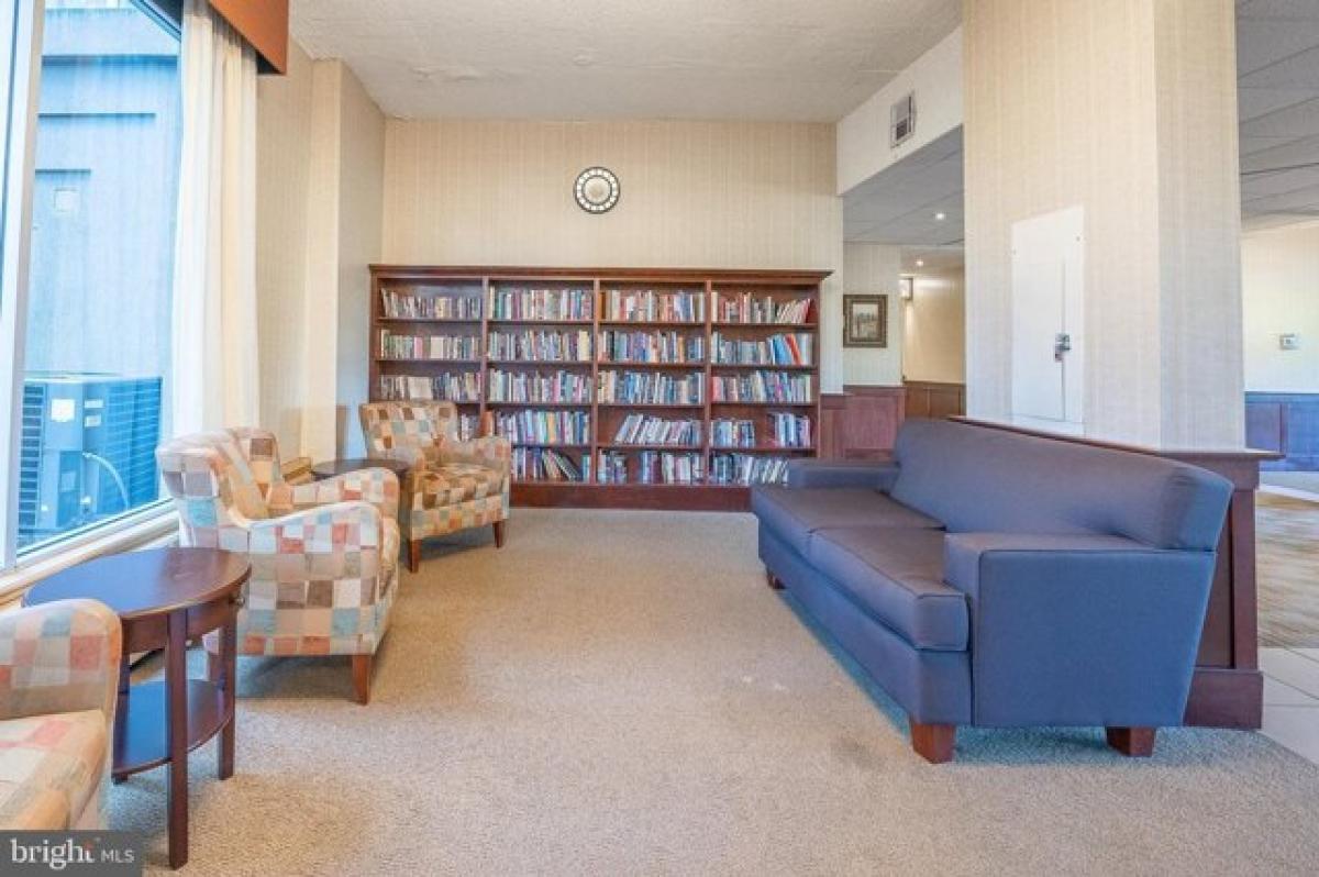 Picture of Home For Sale in Bryn Mawr, Pennsylvania, United States