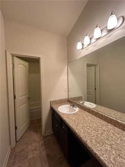 Home For Sale in Hoschton, Georgia