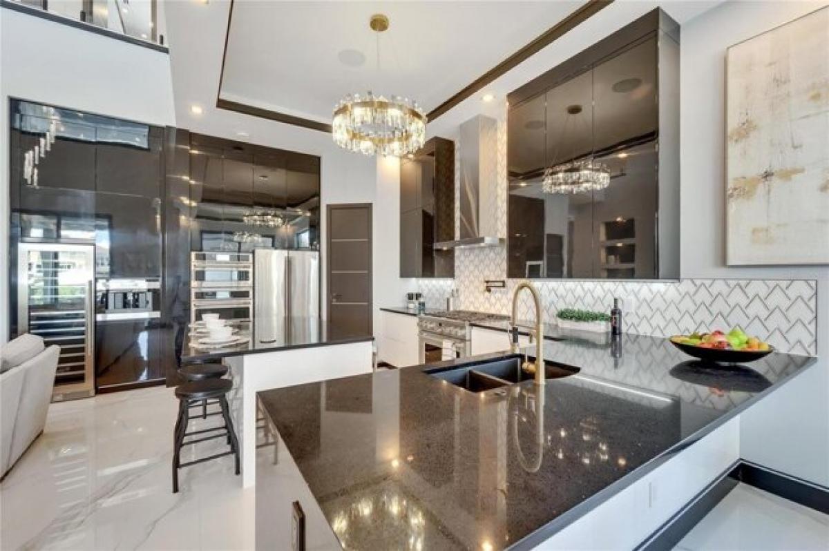 Picture of Home For Sale in Apollo Beach, Florida, United States