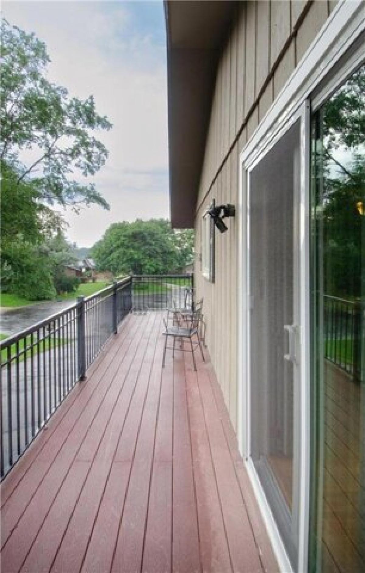 Picture of Home For Sale in Plymouth, Minnesota, United States