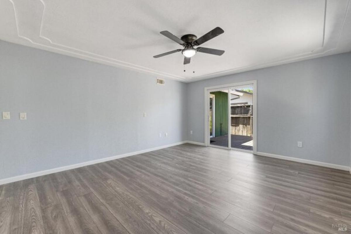 Picture of Home For Sale in Santa Rosa, California, United States