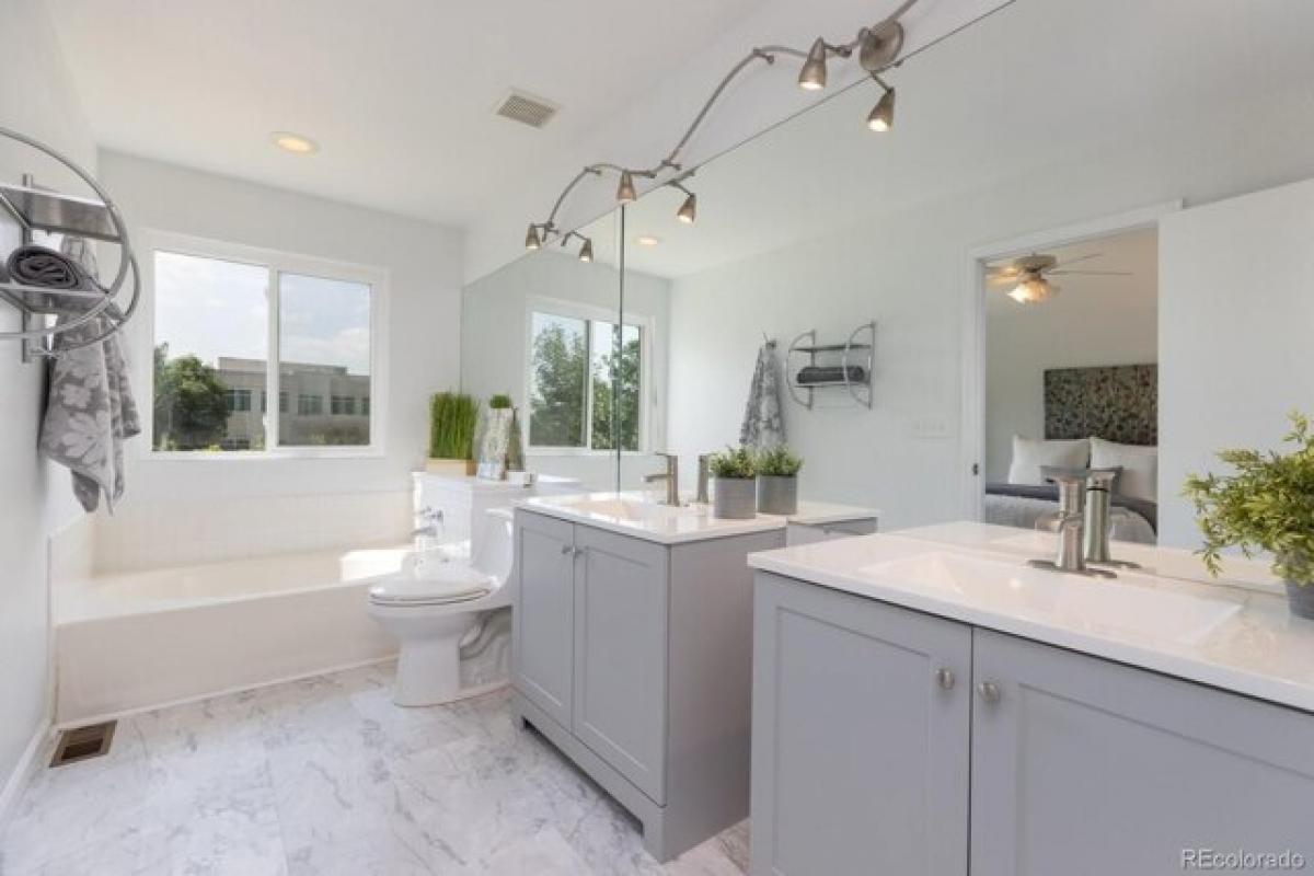 Picture of Home For Sale in Lafayette, Colorado, United States