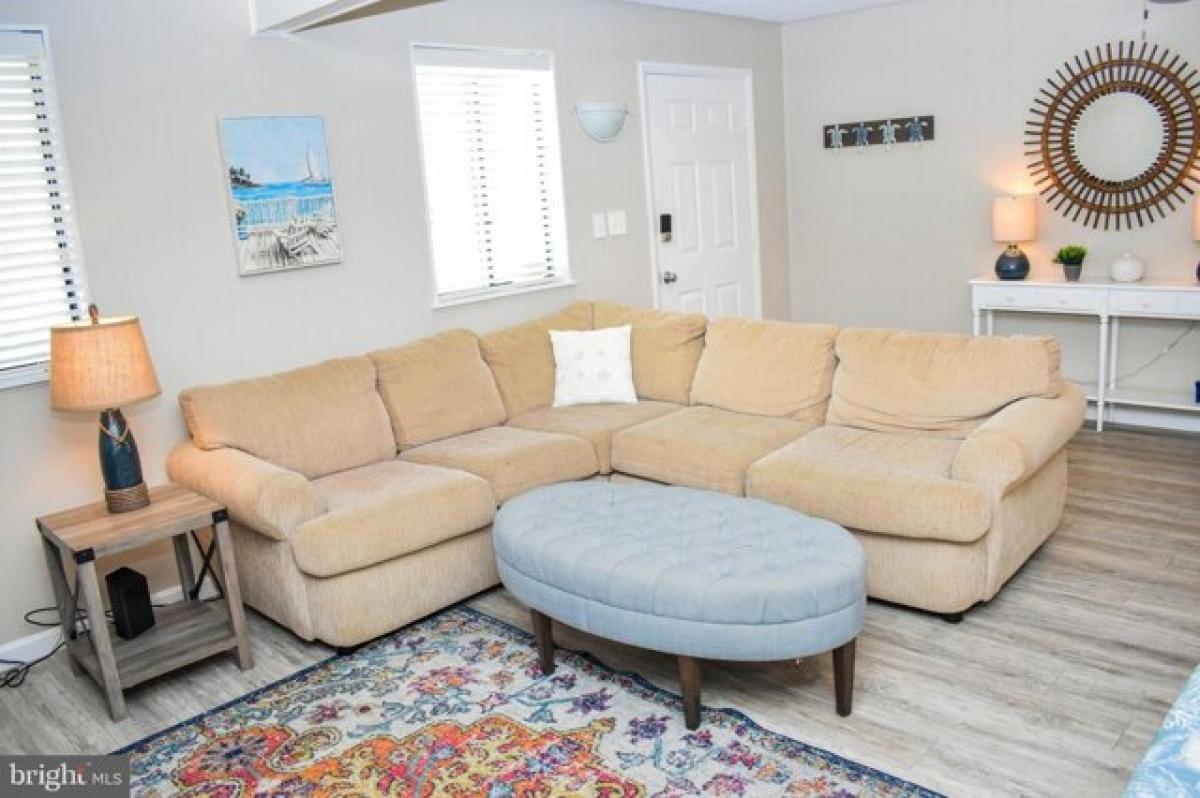 Picture of Home For Sale in Ocean City, Maryland, United States