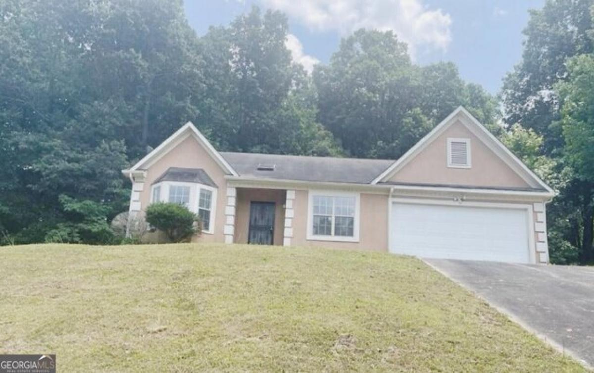 Picture of Home For Sale in Stone Mountain, Georgia, United States
