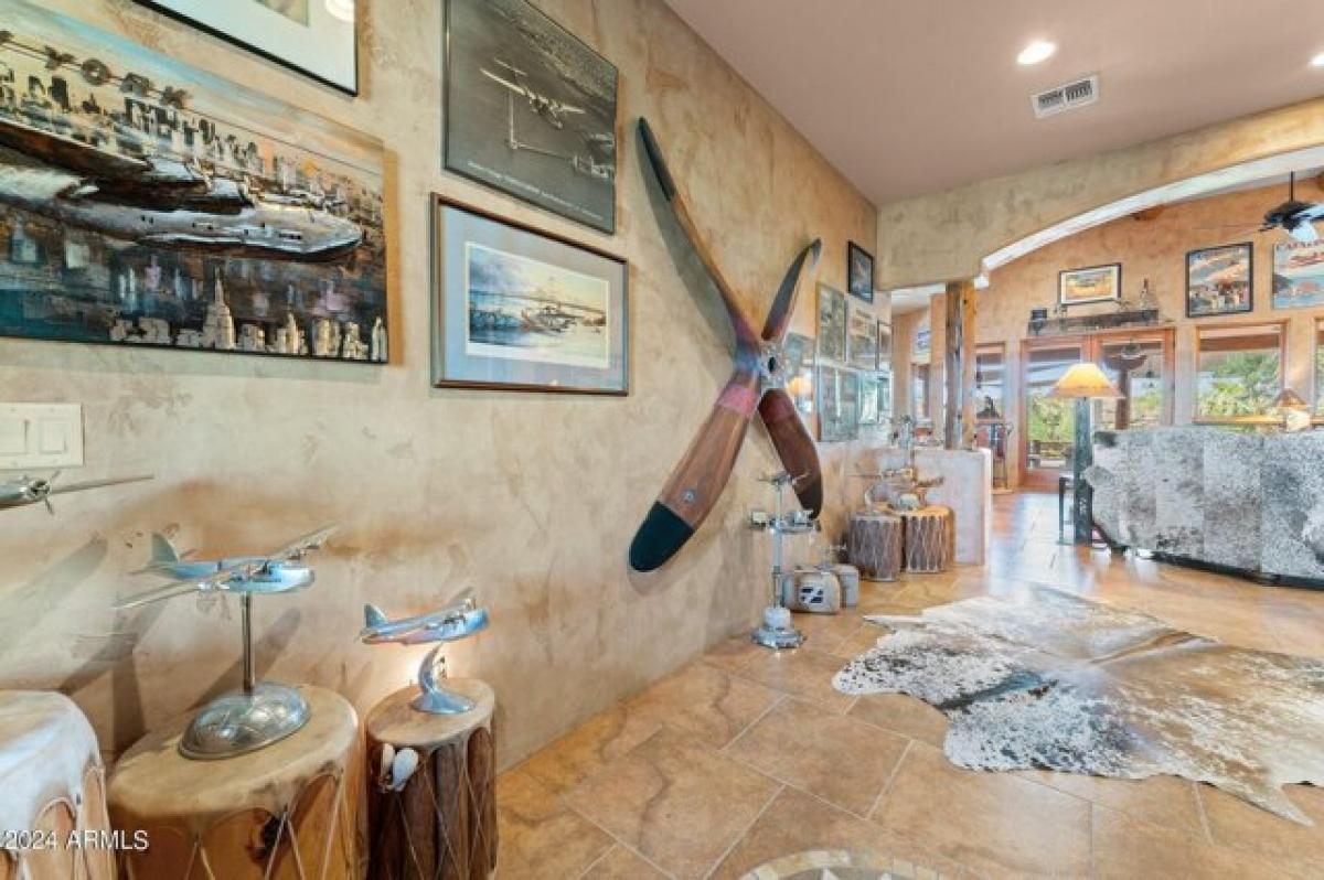 Picture of Home For Sale in Wickenburg, Arizona, United States