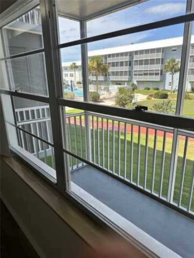 Home For Sale in New Smyrna Beach, Florida