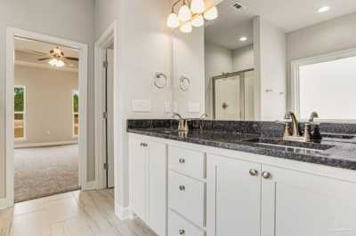 Home For Sale in Milton, Florida