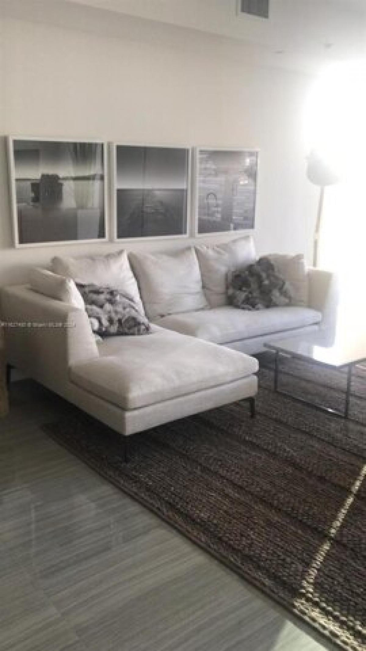 Picture of Home For Sale in Aventura, Florida, United States