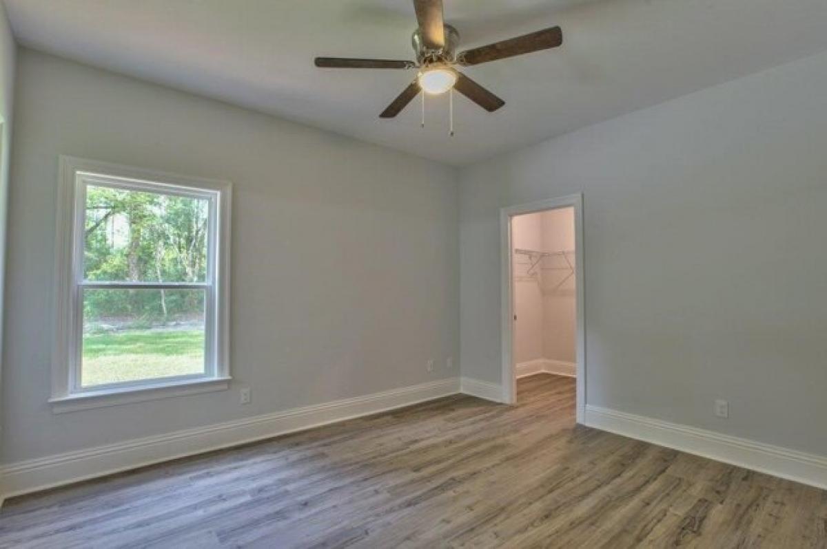 Picture of Home For Sale in Crawfordville, Florida, United States