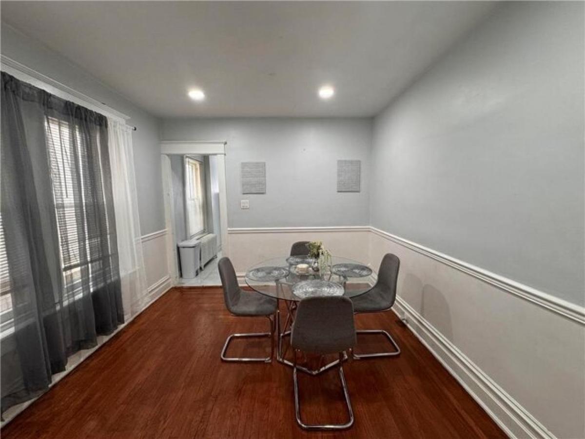 Picture of Home For Sale in Allentown, Pennsylvania, United States