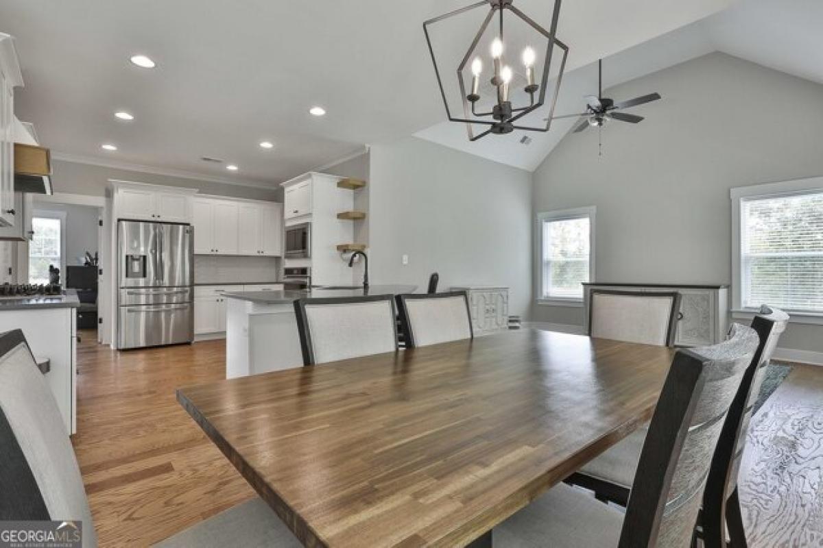 Picture of Home For Sale in Newnan, Georgia, United States