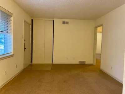 Home For Rent in Arlington, Texas