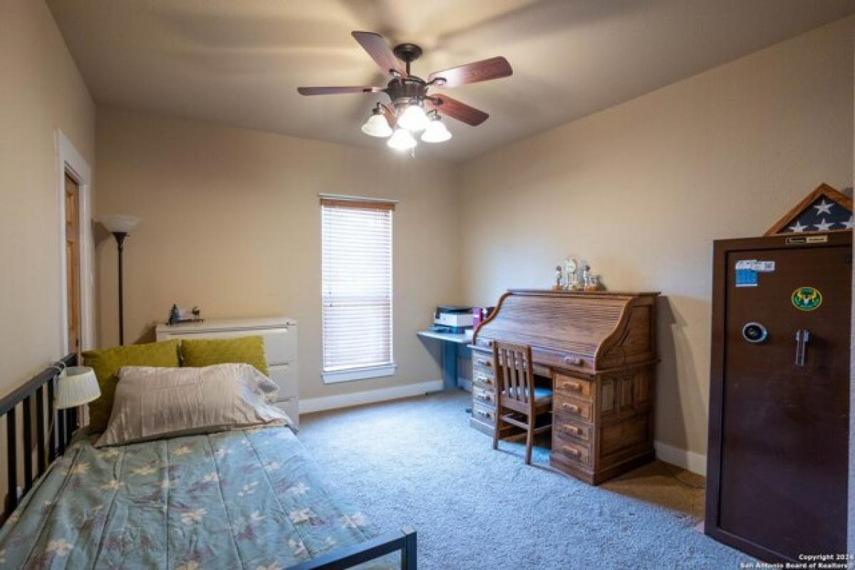 Picture of Home For Sale in Bulverde, Texas, United States