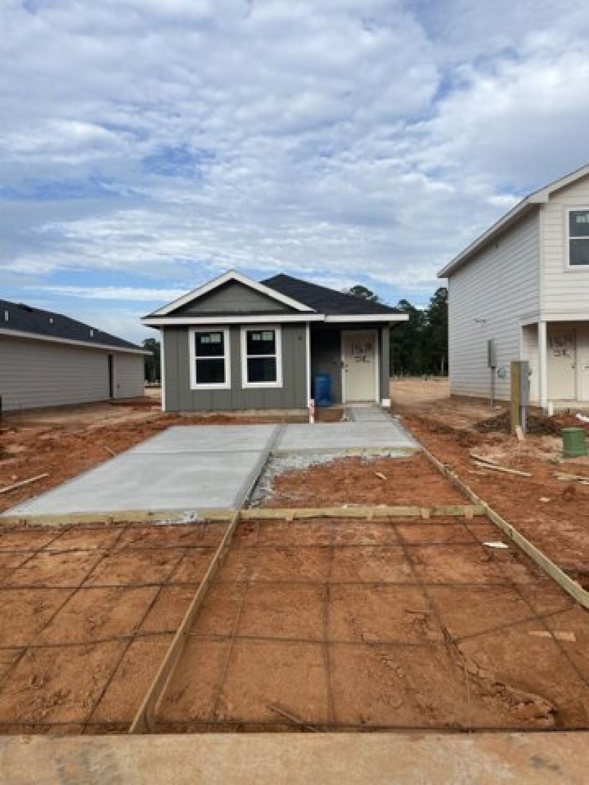 Picture of Home For Sale in Willis, Texas, United States