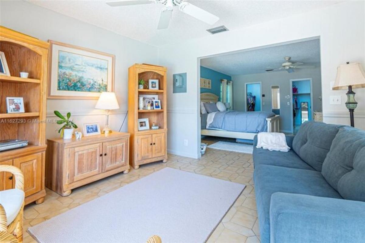 Picture of Home For Sale in Plantation, Florida, United States