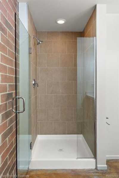 Home For Rent in Royal Oak, Michigan