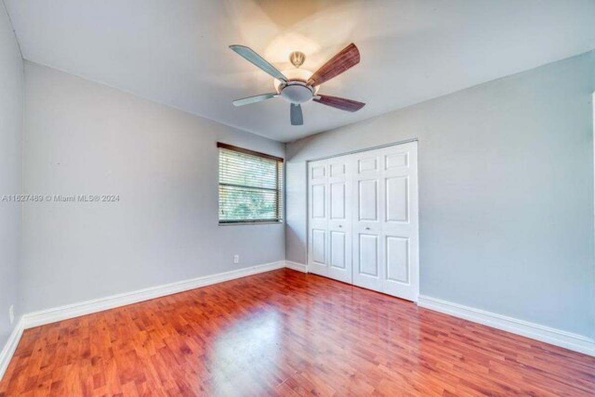 Picture of Home For Sale in Pembroke Pines, Florida, United States