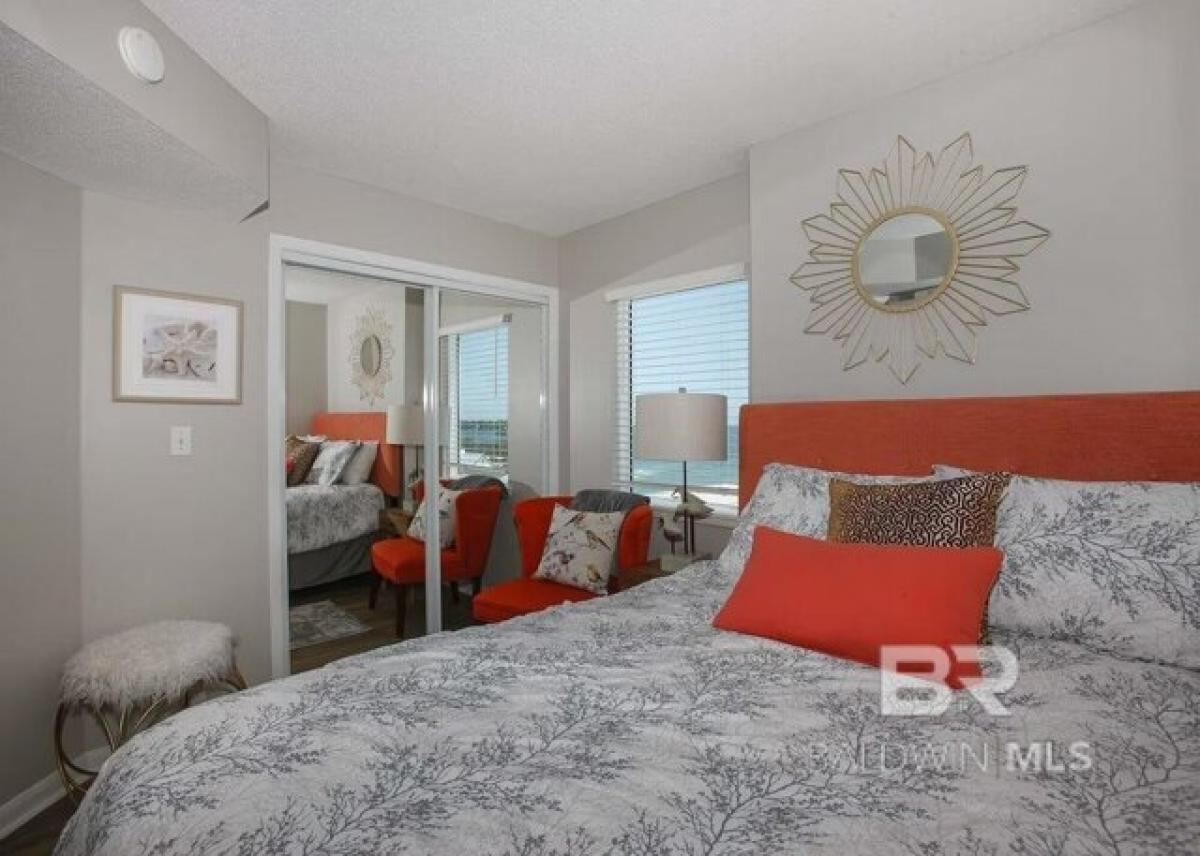 Picture of Home For Sale in Gulf Shores, Alabama, United States