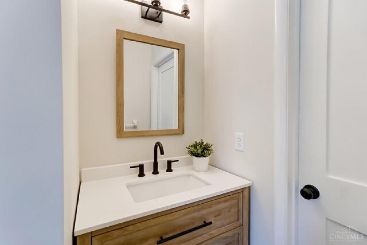 Picture of Home For Sale in Cincinnati, Ohio, United States