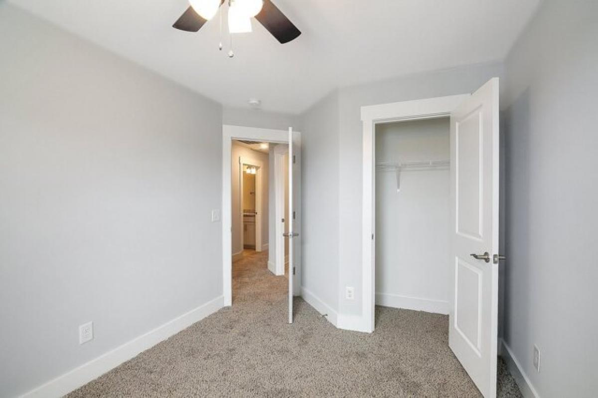 Picture of Home For Sale in Franklin, Tennessee, United States