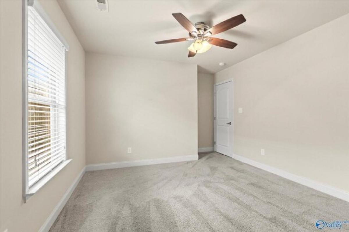 Picture of Home For Sale in Harvest, Alabama, United States